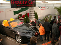 In Nast&auml;tten k&ouml;nnen Sie uns pers&ouml;nlich kennen lernen. 